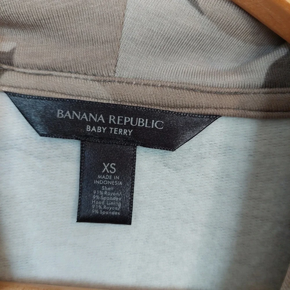 Banana Republic Baby Terry Camo Hoodie Size XS NWOT‎